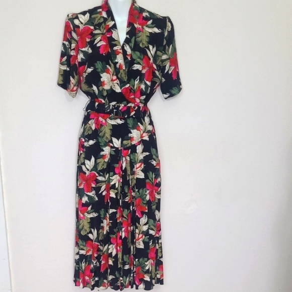 Cinched Dress Floral Red Pink Lillies Belted Pockets 80s Fairy Grunge Romantic - Picture 1 of 7